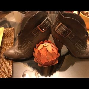 Carlos Santana, Gray Ankle Booties Size 8.5